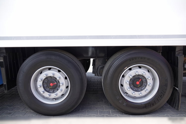 Wielton PRZYCZEPA CHŁODNIA / IGLOOCAR / THERMO KING - FRIGOBLOCK / WINDA ZAŁADOWCZA / PRZEJAZDOWA / SAF / 2019 ROK  zdjęcie 25