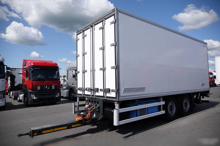Wielton PRZYCZEPA CHŁODNIA / IGLOOCAR / THERMO KING - FRIGOBLOCK / WINDA ZAŁADOWCZA / PRZEJAZDOWA / SAF / 2019 ROK  zdjęcie 2
