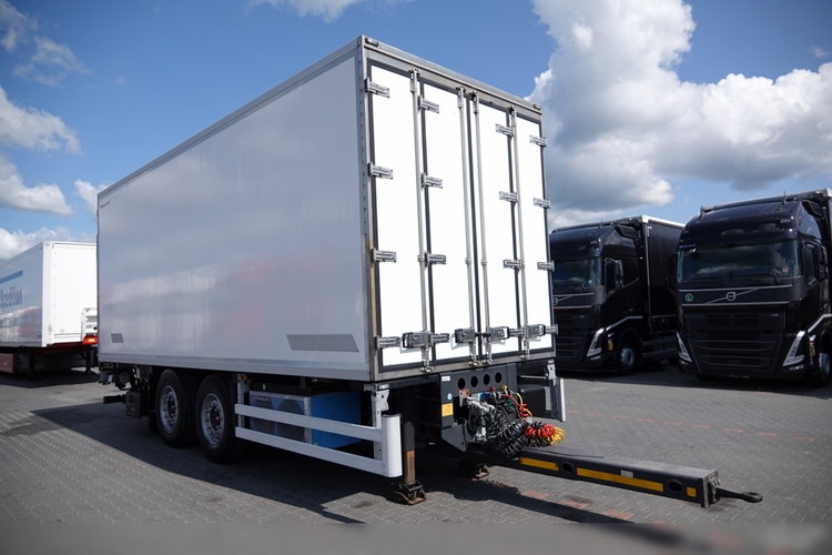 Wielton PRZYCZEPA CHŁODNIA / IGLOOCAR / THERMO KING - FRIGOBLOCK / WINDA ZAŁADOWCZA / PRZEJAZDOWA / SAF / 2019 ROK  zdjęcie 7