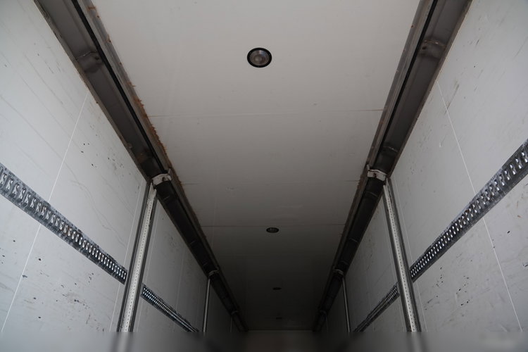 LECITRAILER / KONTENER / KOFFER / OTWIERANE BOKI / MOCNA PODŁOGA SZYNA DESKA zdjęcie 19