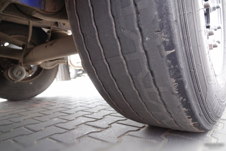 LECITRAILER / KONTENER / KOFFER / OTWIERANE BOKI / MOCNA PODŁOGA SZYNA DESKA zdjęcie 24