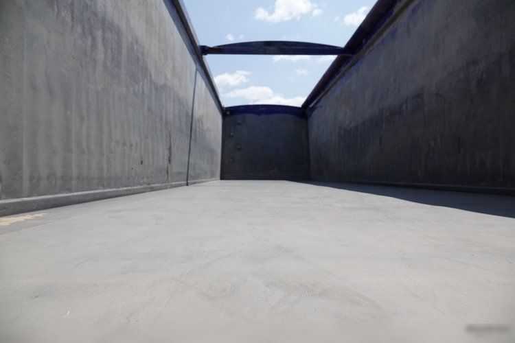 KEMPF WYWROTKA 50 m3 / 2018 ROK / OŚ PODNOSZONA zdjęcie 14