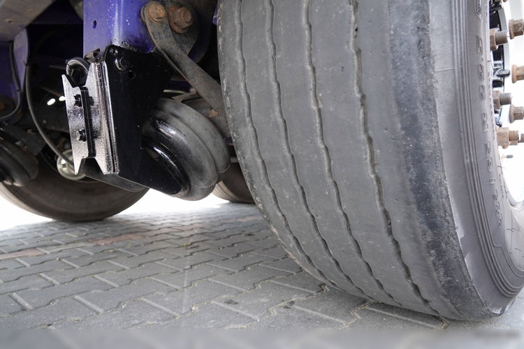 KEMPF WYWROTKA 50 m3 / 2018 ROK / OŚ PODNOSZONA zdjęcie 15