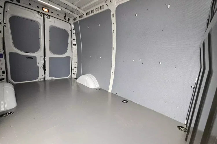 Iveco 35s16 L2H2 84999zł Netto 2.3HDi/160KM zdjęcie 17