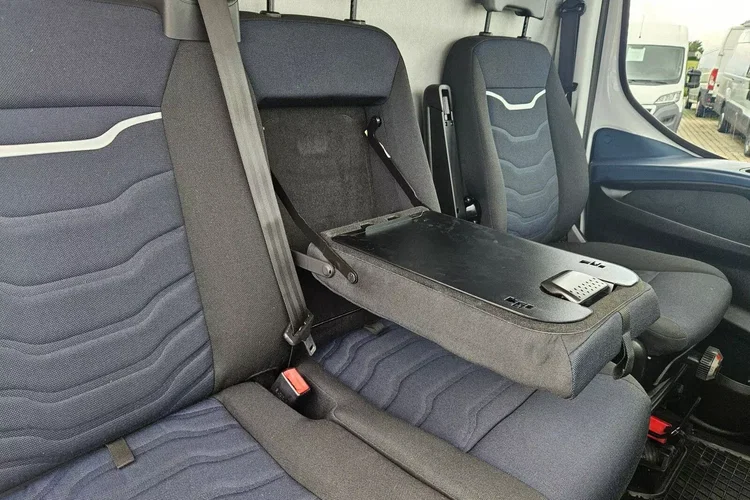 Iveco 35s16 L2H2 84999zł Netto 2.3HDi/160KM zdjęcie 35