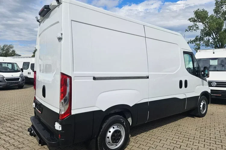 Iveco 35s16 L2H2 84999zł Netto 2.3HDi/160KM zdjęcie 9