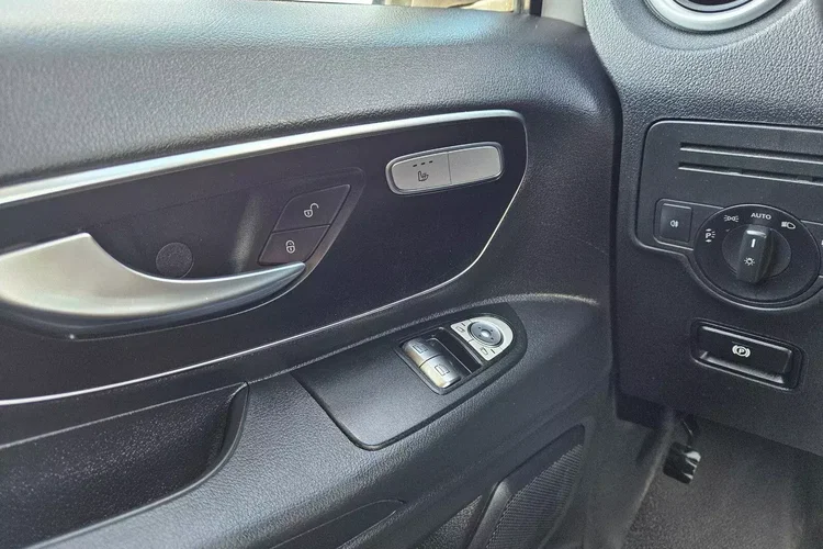 Mercedes vito ExtraLong 79900zł Netto Brygadówka 6 osób 2.2 Cdi/136KM zdjęcie 20