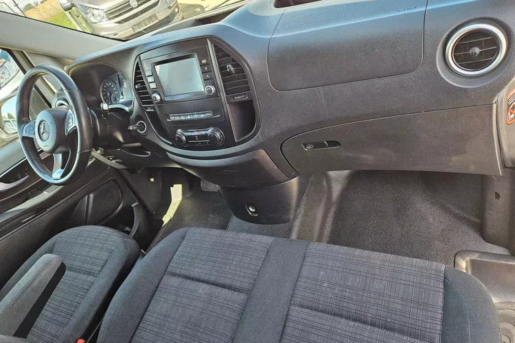 Mercedes vito ExtraLong 79900zł Netto Brygadówka 6 osób 2.2 Cdi/136KM zdjęcie 31