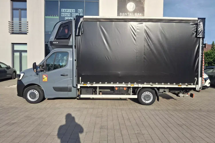 Renault Master zdjęcie 2