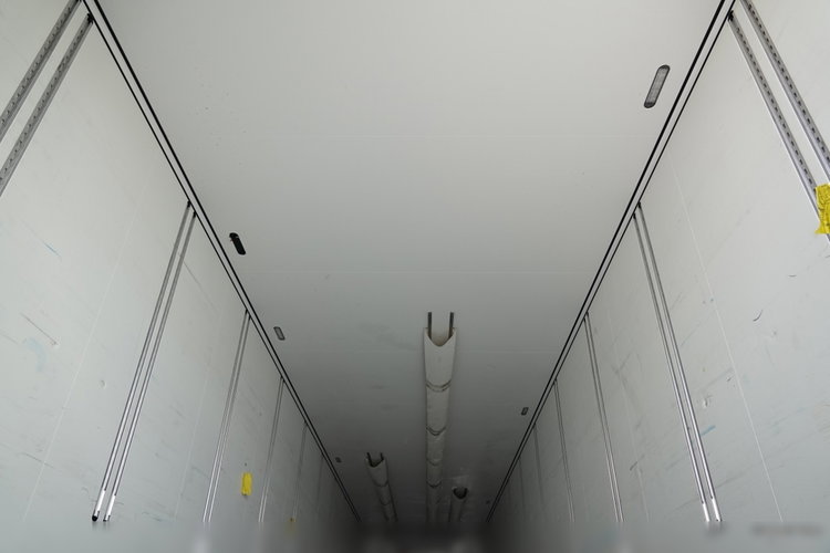 Schmitz / CHŁODNIA / AGREGAT CARRIER VECTOR 1550 / DOPPELSTOCK / OŚ PODNOSZONA / KOSZ NA PALETY / 2022 r  zdjęcie 18