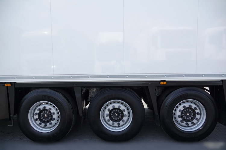 Schmitz / CHŁODNIA / AGREGAT CARRIER VECTOR 1550 / DOPPELSTOCK / OŚ PODNOSZONA / KOSZ NA PALETY / 2022 r  zdjęcie 25