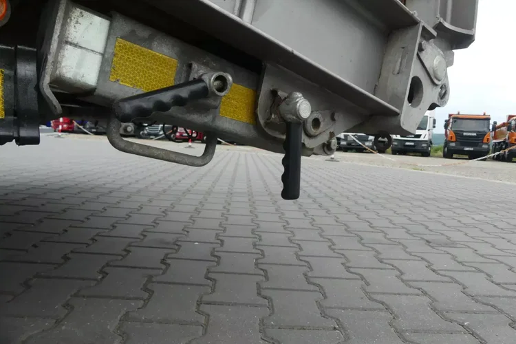 NISKOPODWOZIOWA / LAWETA / MAŁO UŻYWANA / zdjęcie 14