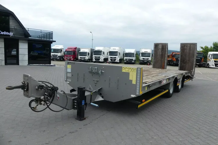 NISKOPODWOZIOWA / LAWETA / MAŁO UŻYWANA / zdjęcie 2