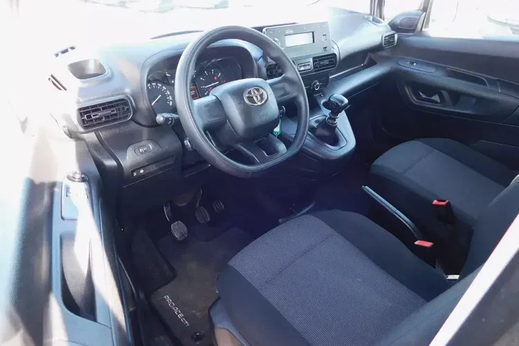 Toyota Proace City Verso zdjęcie 7