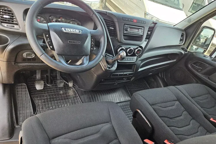 Iveco 35s15 L2H2 49999zł NETTO 2.3HPi/145KM zdjęcie 20