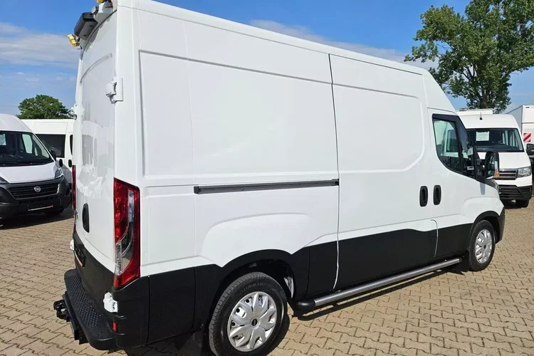 Iveco 35s15 L2H2 49999zł NETTO 2.3HPi/145KM zdjęcie 9