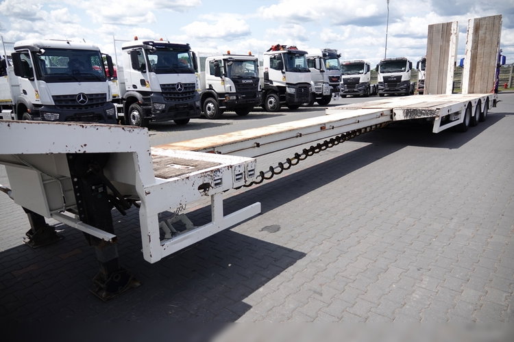 Faymonville NISKOPODWOZIE / STN-3A / ROZCIĄGANA / LAWETA / 19 M / NAJAZDY HYDRAULICZNE / SPROWADZONA zdjęcie 11