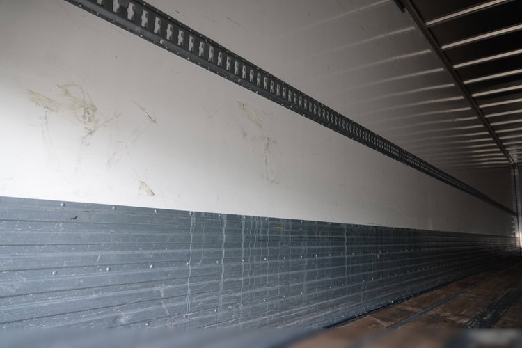 Fruehauf / KONTENER / KOFFER / 2 OSIE / SAF / 2021 ROK / BARDZO MOCNA PODŁOGA: SZYNA-DESKA zdjęcie 15