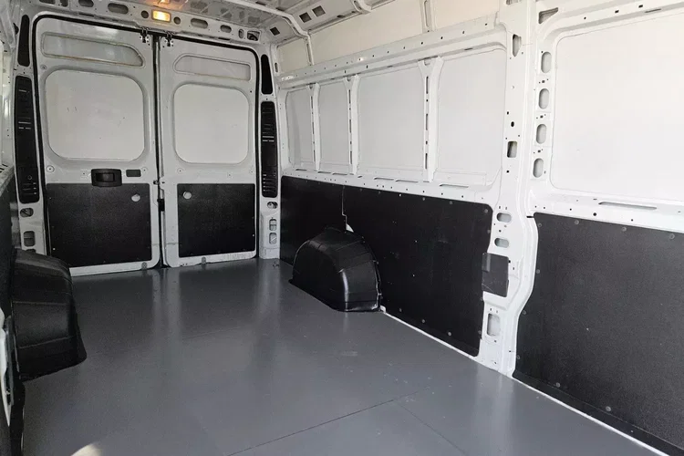 Peugeot boxer L4H2 74999zł NETTO 2.2HDi/140KM zdjęcie 17