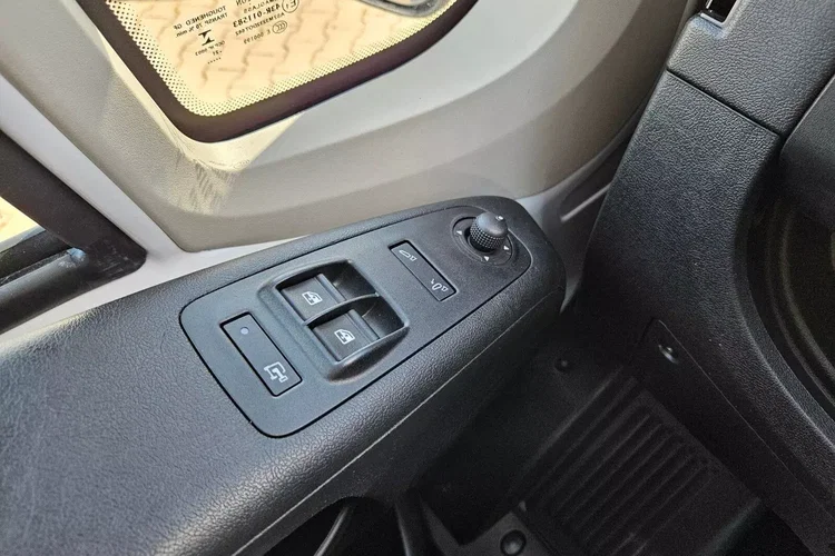 Peugeot boxer L4H2 74999zł NETTO 2.2HDi/140KM zdjęcie 19