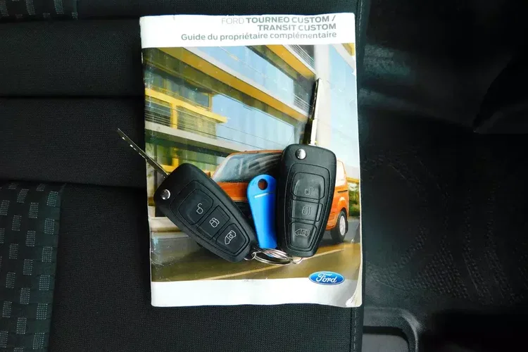 Ford Custom zdjęcie 15