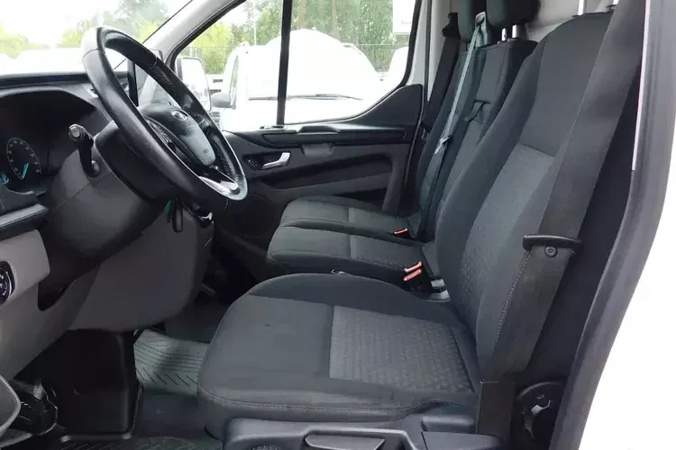 Ford Transit Custom zdjęcie 7