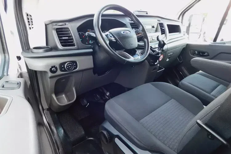 Ford Transit zdjęcie 6