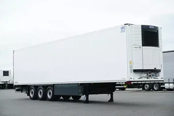 Schmitz / CHŁODNIA / CARRIER VECTOR 1550