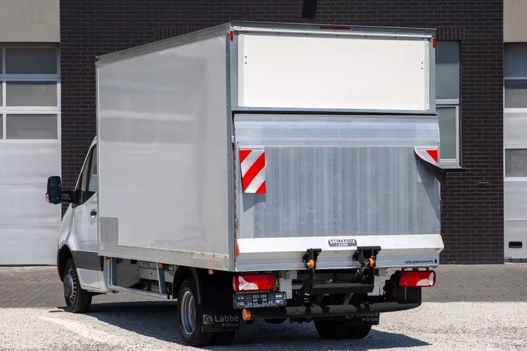 Mercedes Sprinter 515 KONTENER + WINDA koła bliźniaki zdjęcie 13