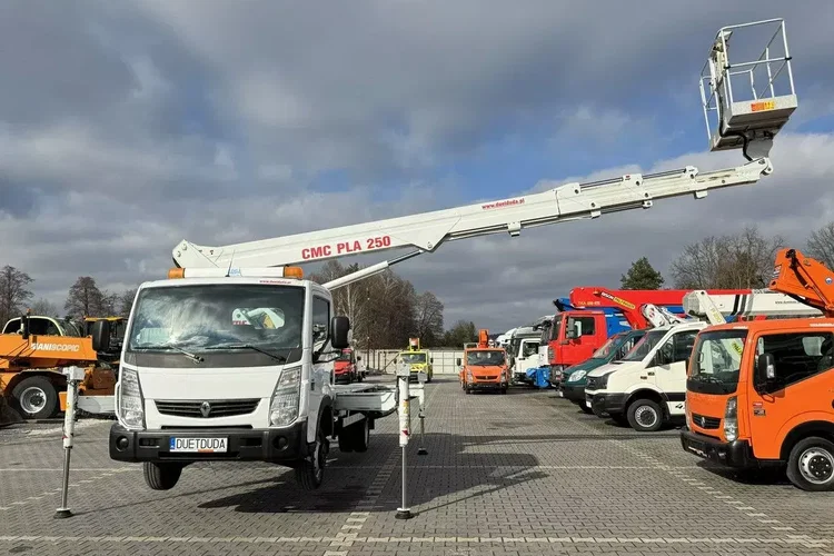 Renault Maxity zdjęcie 3