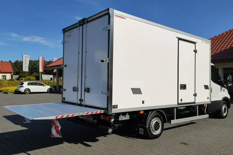 Iveco Daily 35S16 V zdjęcie 19