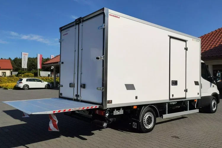 Iveco Daily 35S16 V zdjęcie 23