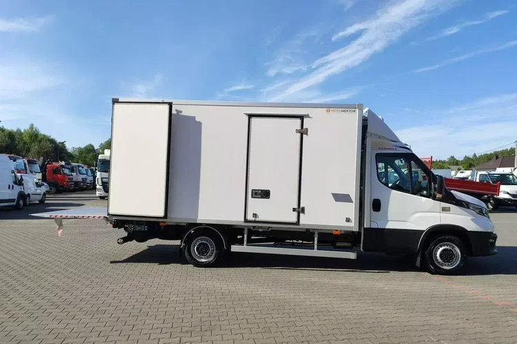 Iveco Daily 35S16 V zdjęcie 24
