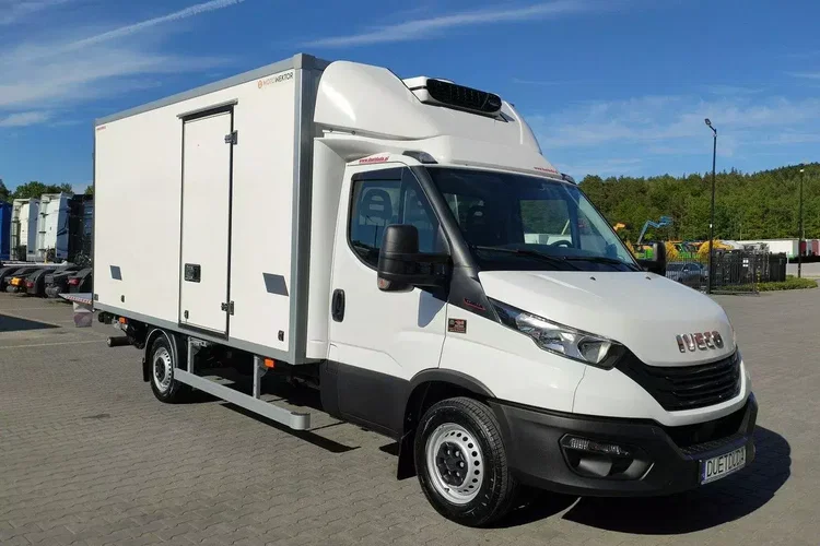 Iveco Daily 35S16 V zdjęcie 8