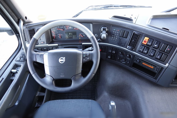 Volvo FM 450 / ADR / ALUFELGI / WAGA: 6900KG / / PO KONTRAKCIE SERWISOWYM zdjęcie 27