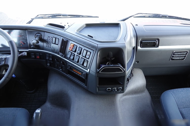 Volvo FM 450 / ADR / ALUFELGI / WAGA: 6900KG / / PO KONTRAKCIE SERWISOWYM zdjęcie 29