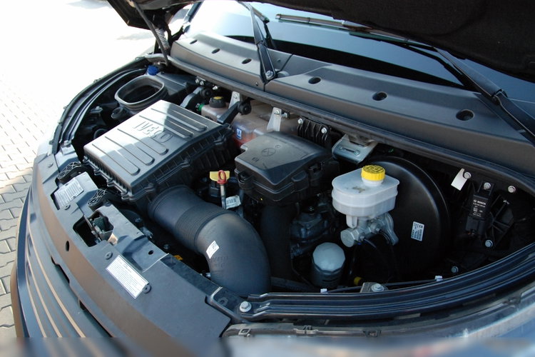 Iveco DAILY 35-180 /  BLASZAK / 2022 ROK /  HI-MATIC / Full opcja / CZARNY METALIK /  SPROWADZONY / PO KONTRAKCIE SERWISOWYM zdjęcie 41