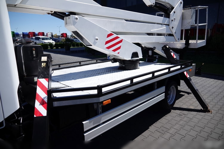 Renault MAXITY 110 DXI / ZWYŻKA 20 METRÓW / PODNOŚNIK KOSZOWY CELA TP20 / KOSZ 2 OSOBOWY - 250 KG / 42 000 KM / PO KONTRAKCIE SERWISOWYM  zdjęcie 21