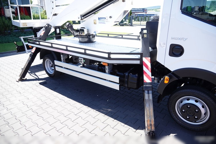 Renault MAXITY 110 DXI / ZWYŻKA 20 METRÓW / PODNOŚNIK KOSZOWY CELA TP20 / KOSZ 2 OSOBOWY - 250 KG / 42 000 KM / PO KONTRAKCIE SERWISOWYM  zdjęcie 25