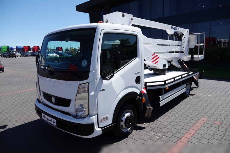 Renault MAXITY 110 DXI / ZWYŻKA 20 METRÓW / PODNOŚNIK KOSZOWY CELA TP20 / KOSZ 2 OSOBOWY - 250 KG / 42 000 KM / PO KONTRAKCIE SERWISOWYM  zdjęcie 31