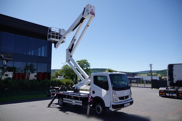 Renault MAXITY 110 DXI / ZWYŻKA 20 METRÓW / PODNOŚNIK KOSZOWY CELA TP20 / KOSZ 2 OSOBOWY - 250 KG / 42 000 KM / PO KONTRAKCIE SERWISOWYM  zdjęcie 3
