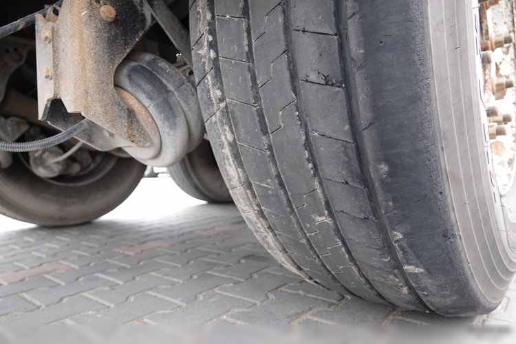 Wielton / WYWROTKA 23 M3 / MULDA ALUMINIOWA / OŚ PODNOSZONA  zdjęcie 16