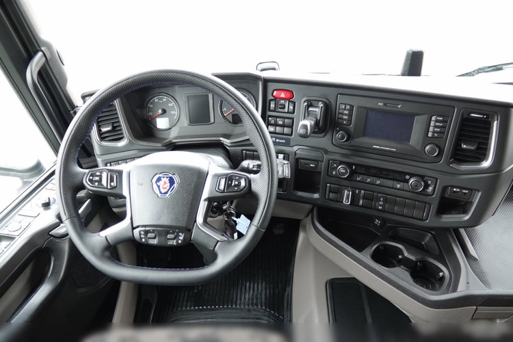 Scania R 450 / RETARDER / HYDRAULIKA / KLIMA POSTOJOWA / 2020 ROK / PO KONTRAKCIE SERWISOWYM zdjęcie 30