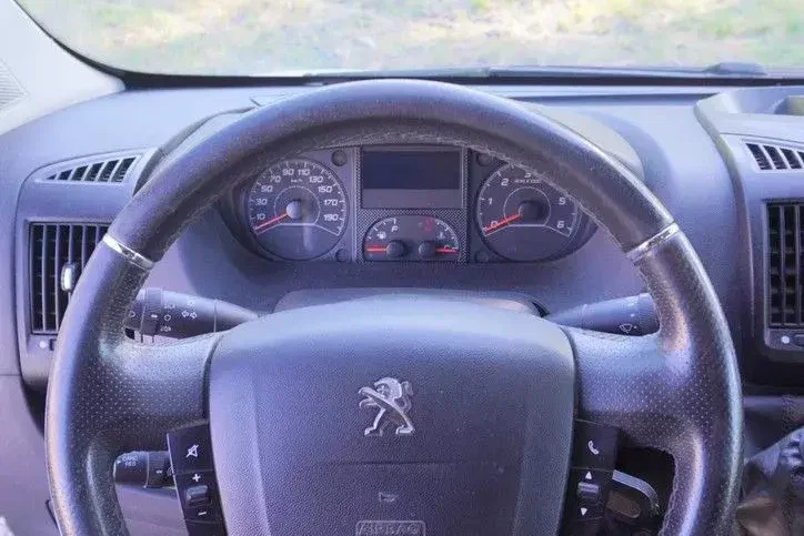Peugeot Boxer zdjęcie 9