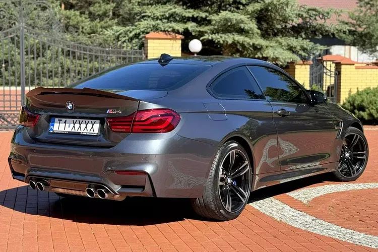 BMW m4 zdjęcie 13