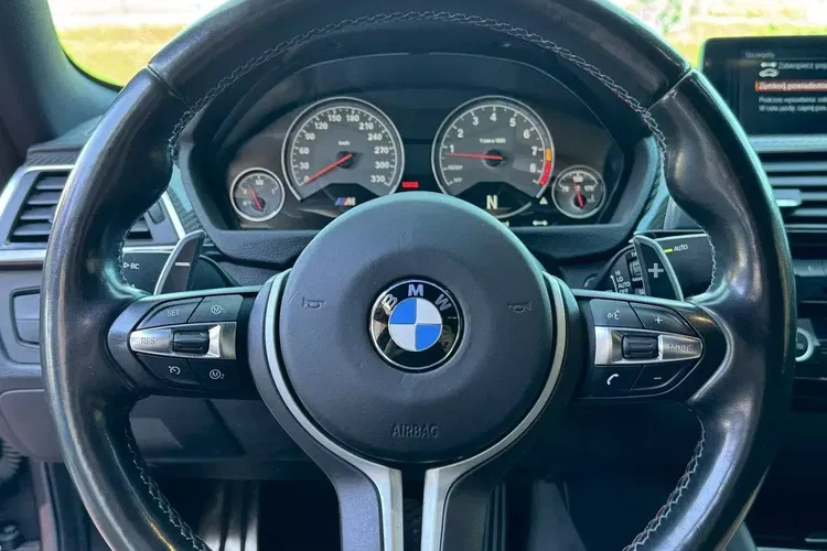 BMW m4 zdjęcie 21