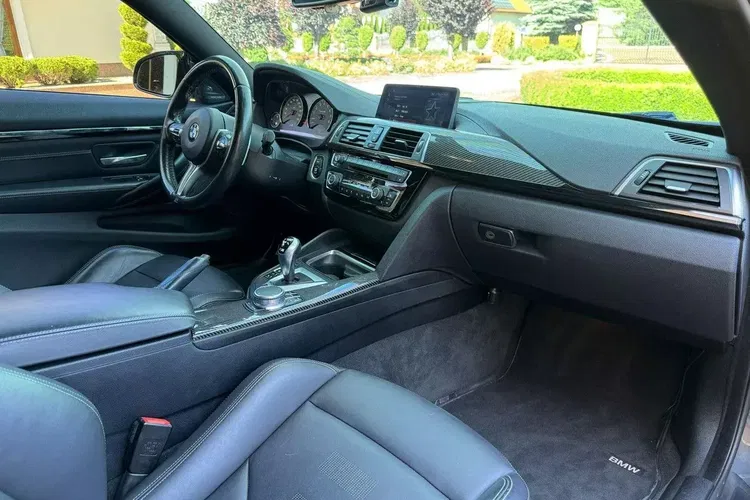 BMW m4 zdjęcie 36