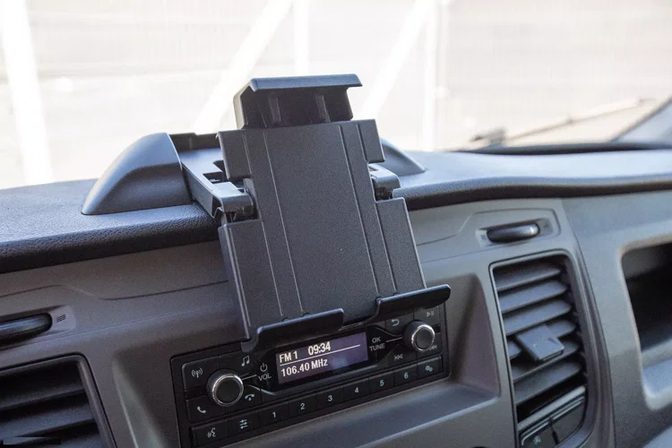 Ford Transit L2H2 ŚREDNI zdjęcie 13