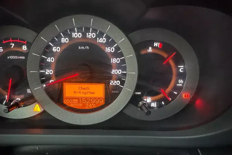 Toyota RAV4 zdjęcie 19