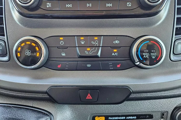 Ford transit-custom L2H1 59900zł NETTO 2.0TdCi/170KM zdjęcie 35